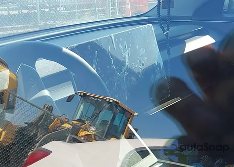 2024 Tesla Model 3 Long Range Dual Motor All-Wheel Drive/Rear-Wheel Drive from USA, damaged, VIN 5YJ3E1EAXRF833602